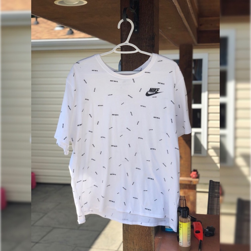 Nike T-Shirt